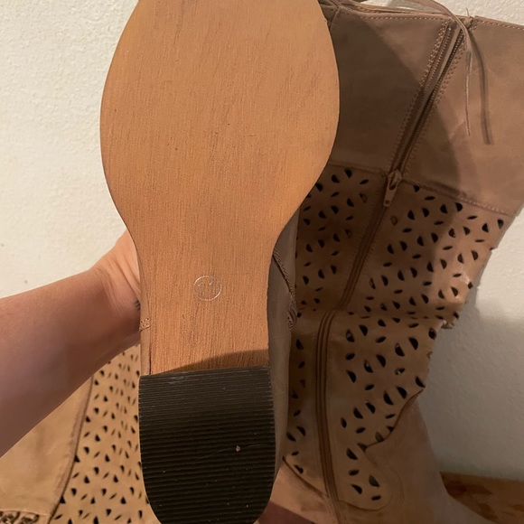 COPY - Knee high wide boots - Picture 4 of 4